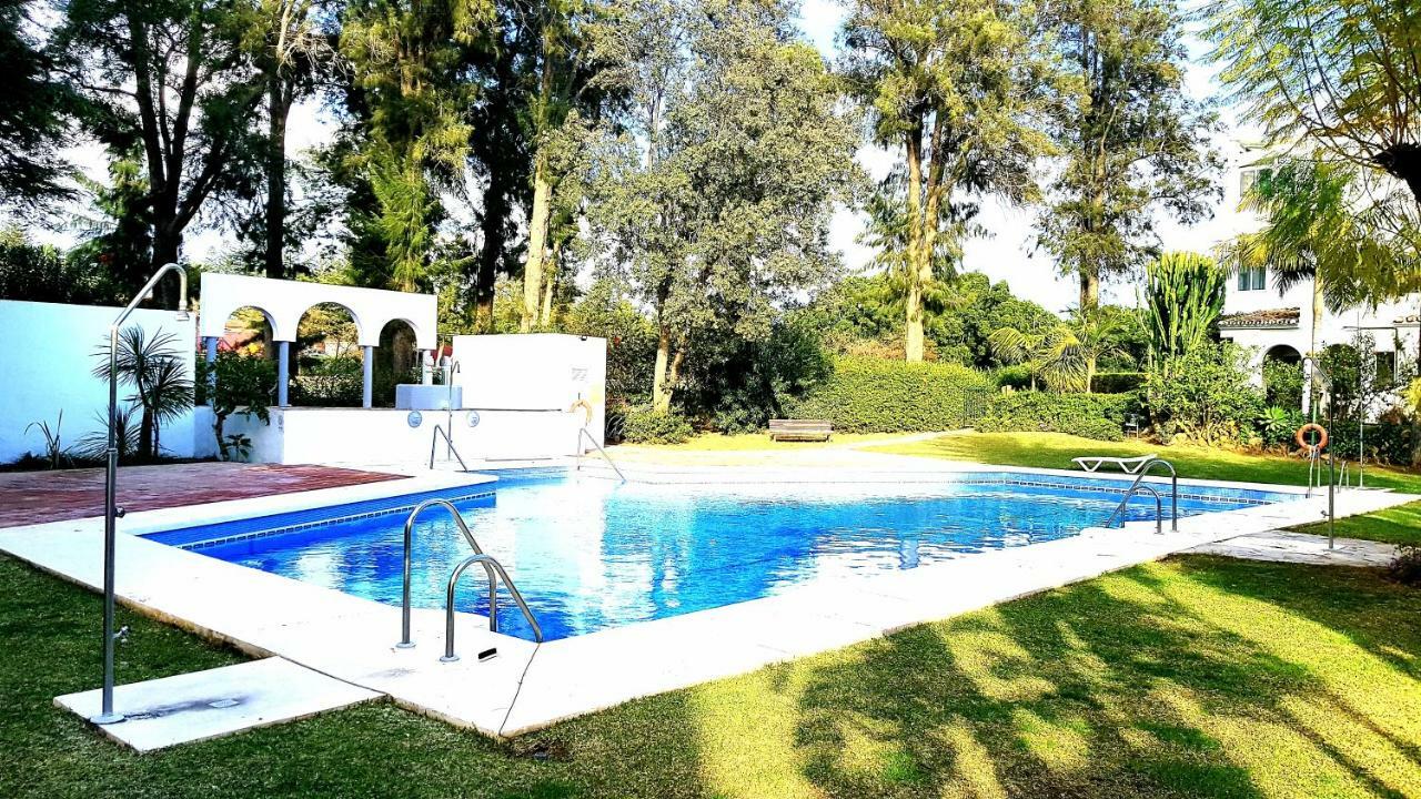 Apartamento Con Vistas Al Campo De Golf Y Piscina Apartment Fuengirola Exterior photo